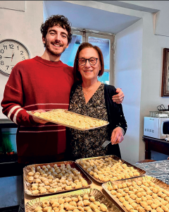 Pecco Bagnaia con nonna Uci