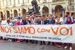 Una manifestazione del coordinamento interconfessionale del Piemonte