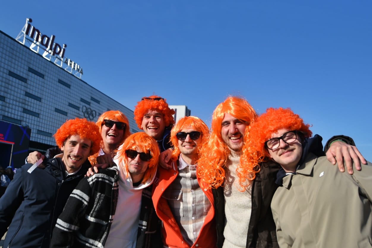 ATP Finals 2024 - Fan di fronte al Fan Village