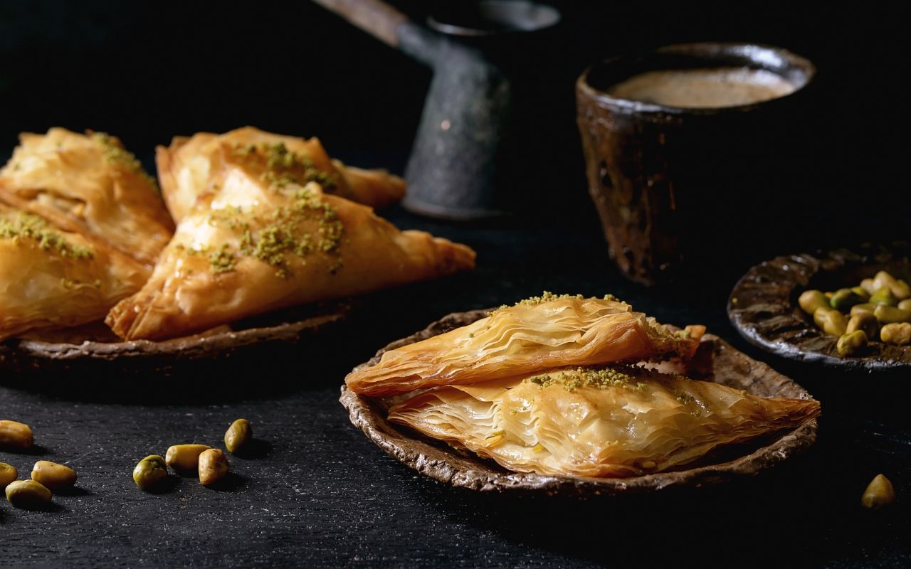 Giornata mondiale delle api con il miele a Torino facciamo i baklava