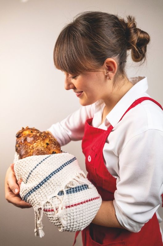 aurora-cavallo-alias-cooker-girl-sensibilit-e-talento-torino-magazine