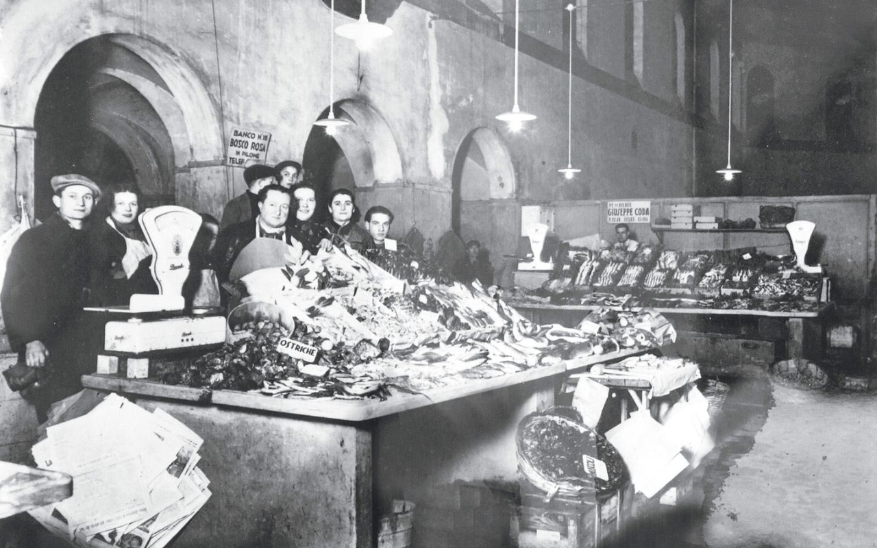 Beppe Gallina - Il primo storico banco della pescheria al Mercato di Porta Palazzo