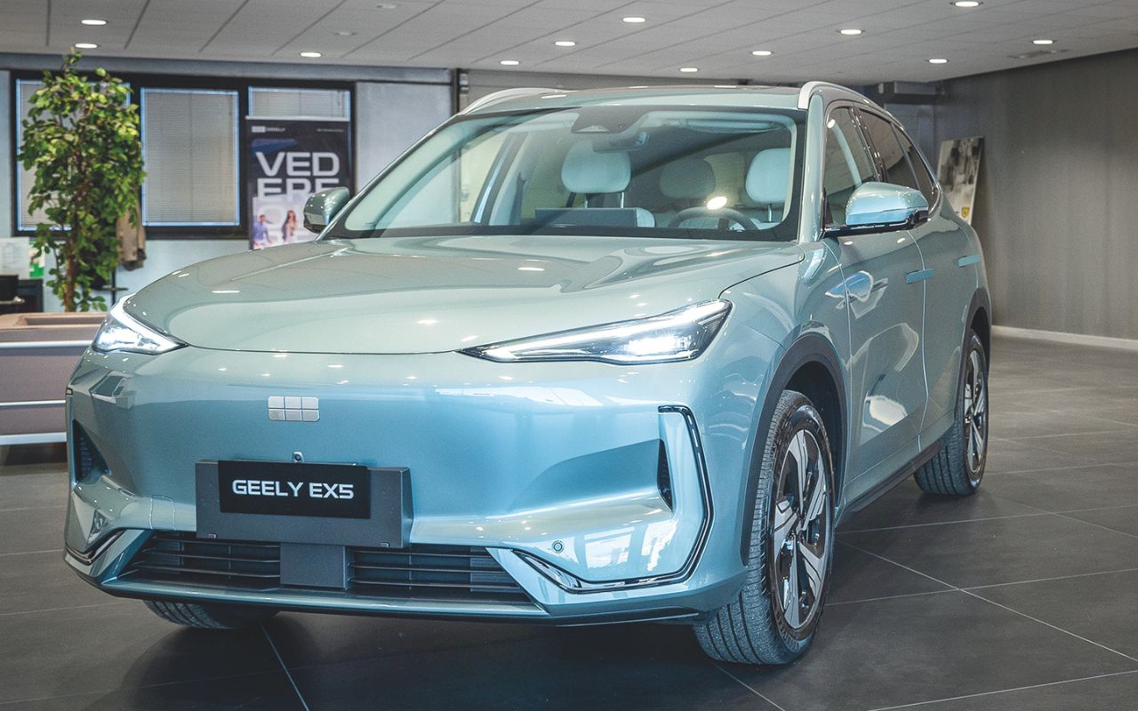 Autoingros - SUV elettrico di nuova generazione Geely EX 5