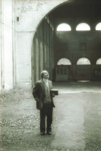 Ernesto Olivero e il Sermig - La visione di Ernesto Olivero alla consegna dell’Arsenale Militare 43 anni fa