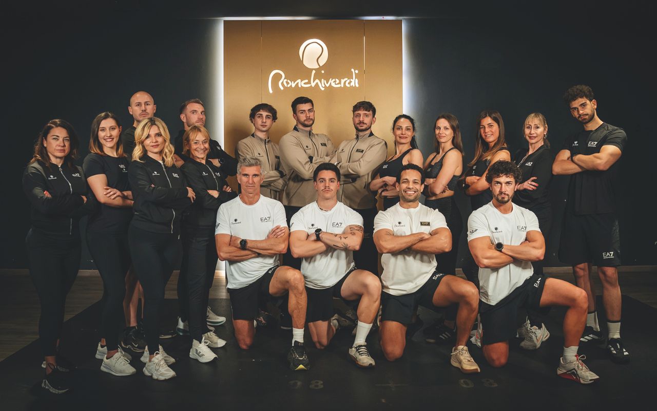 Ronchiverdi e EA7 Emporio Armani - Divise fitness