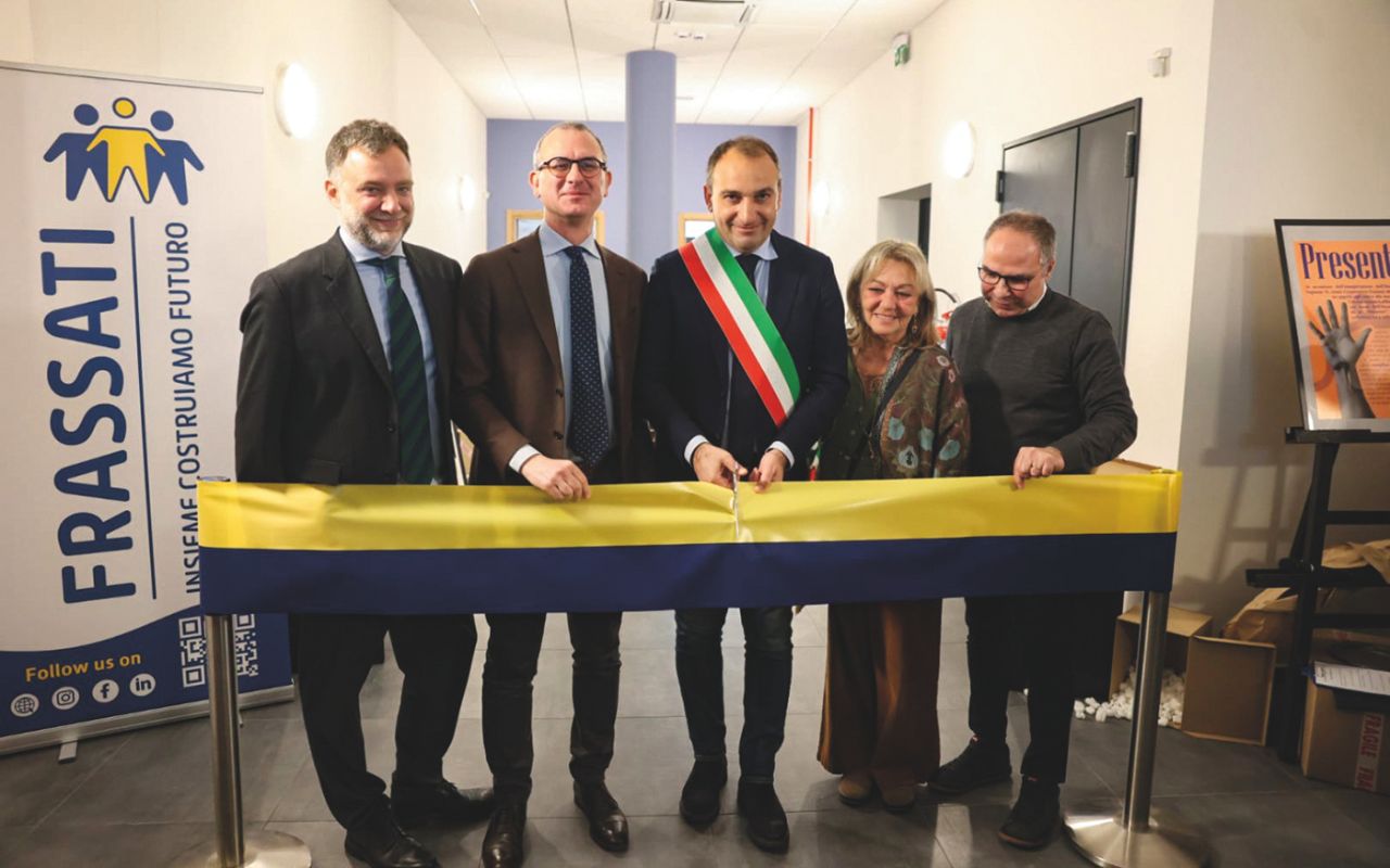 Stefano Lo Russo e Torino sociale - Taglio del nastro