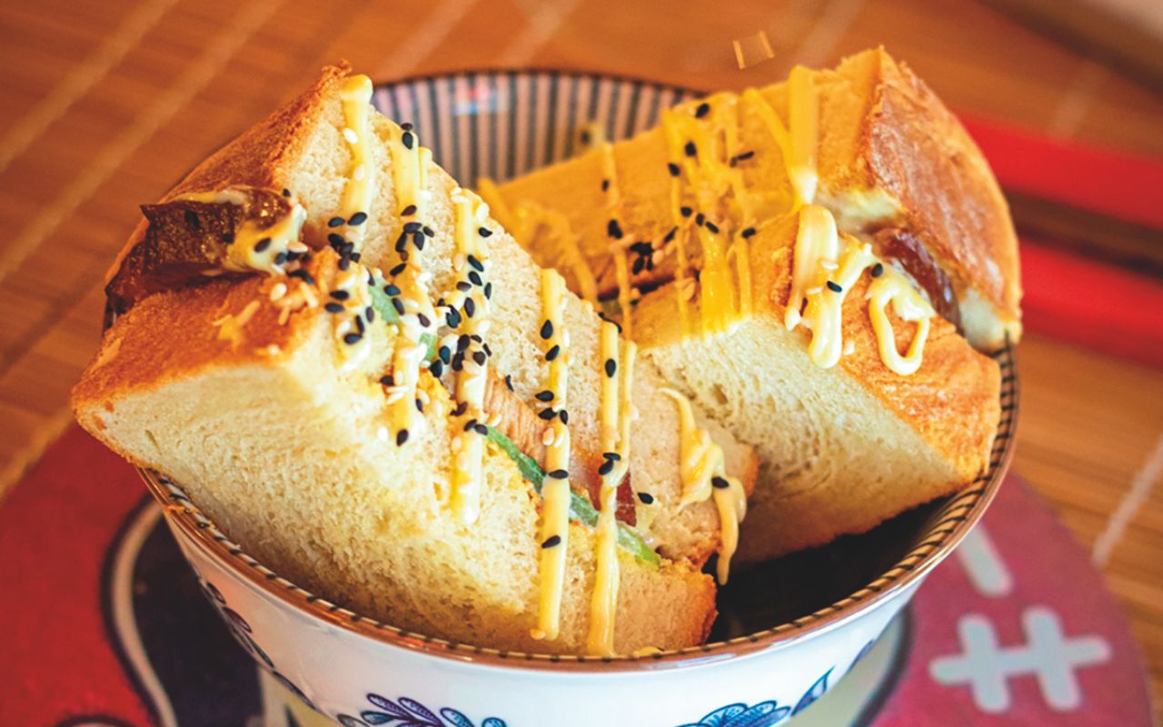 Cibo sociale per Speciale Food - Donburi House fa rima con izakaya e viceversa © Donburi House