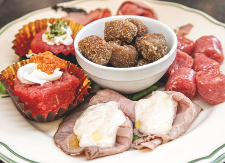 Aperitivo alla Vineria Rabezzana missione rigenerazione